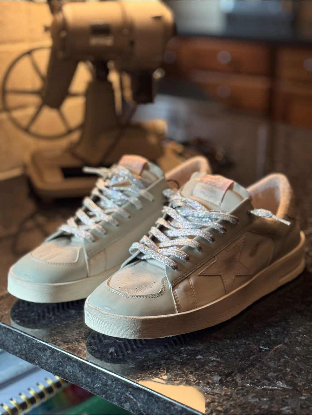 Golden Goose-Style Women/Men’s Low-Top Sneakers in Light Sage/Pink